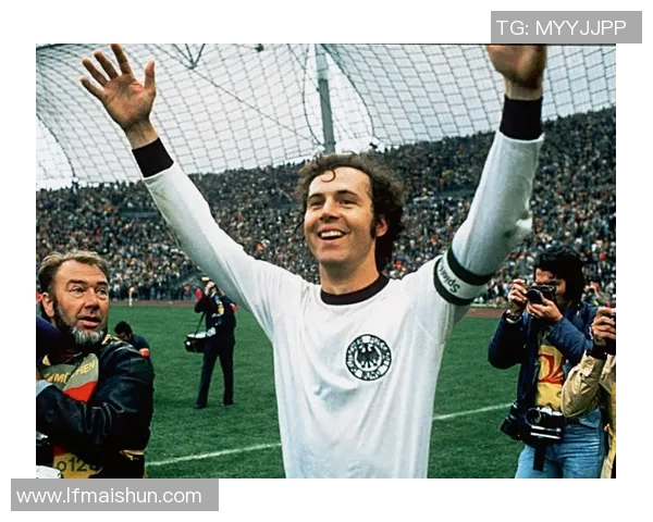 德国足球明星全景图解：从贝肯鲍尔到穆勒的传奇之路