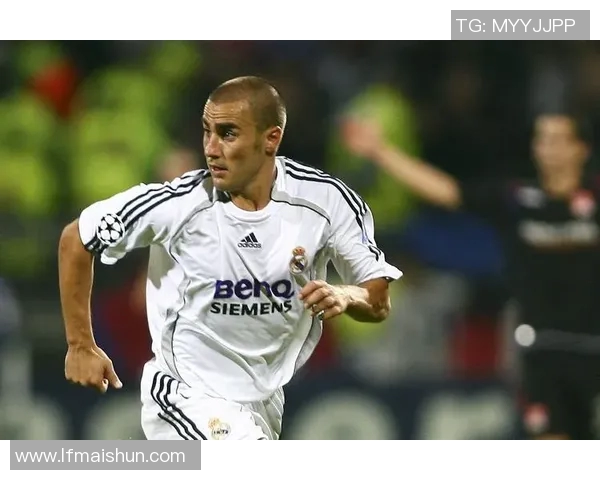 足球巨星大揭秘 从球场到生活的那些鲜为人知的故事与秘密