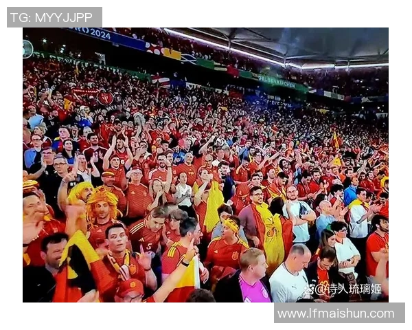 足球球星背影独特魅力解析展现明星风采与奋斗历程 足球球星背影独特魅力解析展现明星风采与奋斗历程